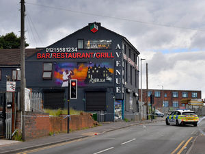 Supporting image for story: Man arrested on suspicion of attempted murder after shooting at Smethwick venue