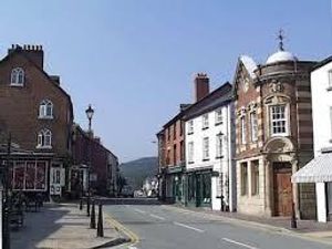 Supporting image for story: Street market returns to Llanfyllin