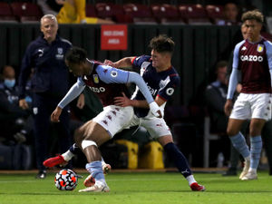 Supporting image for story: Steven Gerrard hopeful of Carney Chukwuemeka Aston Villa deal 