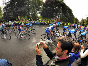 Supporting image for story: Tour of Britain to pass through Powys