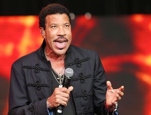 Aged 68, Lionel hasn't released any new music since 2009