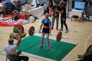 Supporting image for story: Airwoman Ann powers way to weightlifting world record