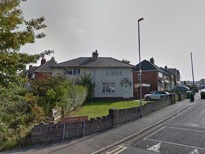 Supporting image for story: Elderly Walsall woman whacks suspicious gold sellers with stick