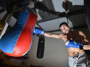 Supporting image for story: Martin Gethin still considering boxing on