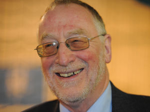 Supporting image for story: Adrian Bailey warns PM over his election strategy as he bids farewell to Parliament