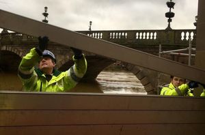 The barriers go up at Frankwell. Photo: @DaveThroupEA