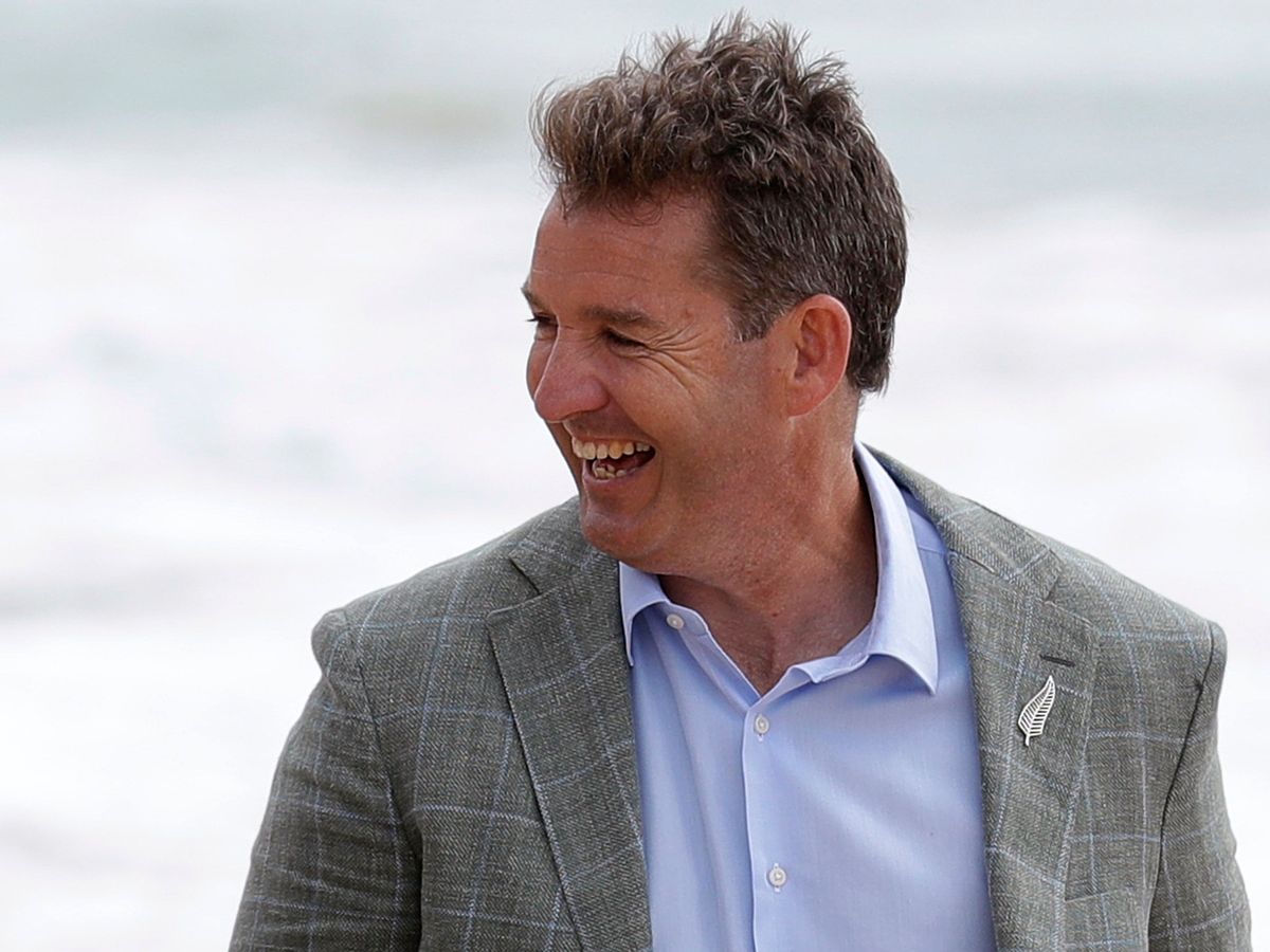 New Zealand Rugby chief executive Mark Robinson resigns