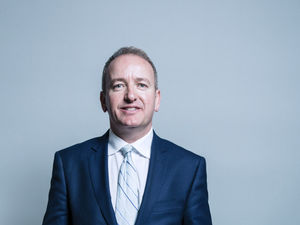 Supporting image for story: MP slams 'cowardly' attempts to remove PM