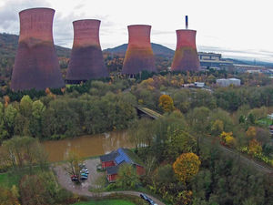 Supporting image for story: Ironbridge Power Station will close by the end of 2015 - or sooner
