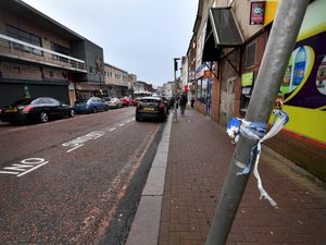 Supporting image for story: Man in hospital after stabbing in Dudley High Street