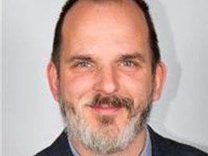 Supporting image for story: Motion to support car parks review is backed by councillors