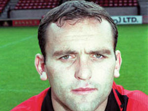 Supporting image for story: Ex-Shrewsbury Town youth boss Wayne Evans dies, 51