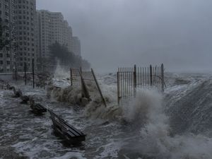 Supporting image for story: Typhoon hits Hong Kong and China after killing dozens in Taiwan and Philippines