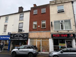 Shop on Stourbridge high street to be auctioned