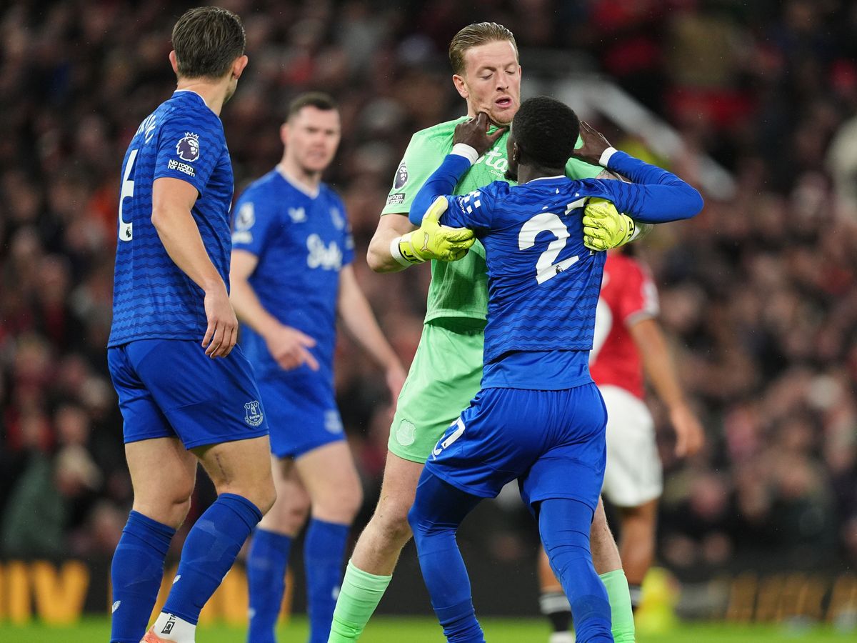 David Moyes not concerned by Idrissa Gana Gueye&rsquo;s red for fighting team-mate