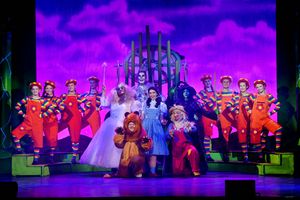 Walsall Arts Arena, and its Panto season for The Wizard of Oz: A Wicked Pantomime