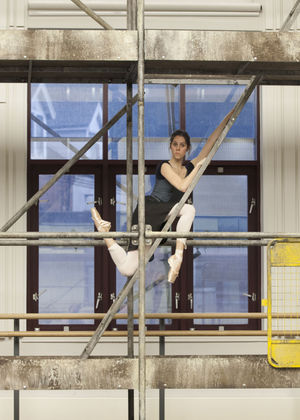 Samara Downs as Cat; photo Caroline Holden