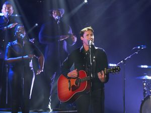 Supporting image for story: Chart confirms James Blunt will not have to rename himself Blunty McBluntface