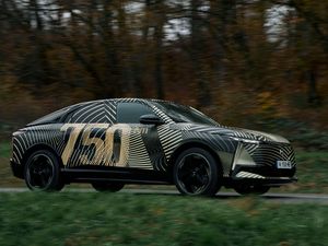 Supporting image for story: DS previews new model with 466-mile electric range