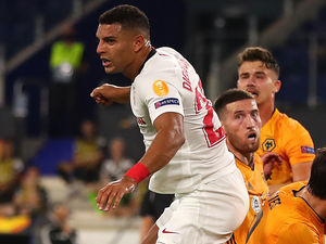 Supporting image for story: Aston Villa agree £26m fee for Sevilla's Diego Carlos