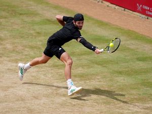Supporting image for story: Jacob Fearnley knocked out of Queen’s quarter-finals by Jiri Lehecka