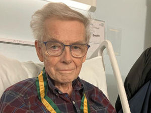 Supporting image for story: Tributes paid to diocese canon following his death at 82