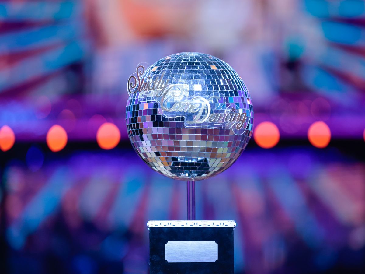 Comedian looking to pull out &lsquo;old moves&rsquo; on Strictly Christmas special