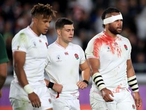 Supporting image for story: Heartache for England as South Africa ease to final success