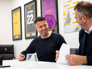 Supporting image for story: Steve Bull: It's time to get behind new Wolves boss Rob Edwards