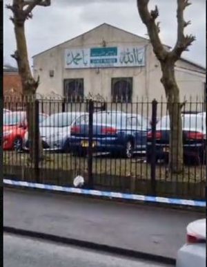 Police cordon in place at Smethwick mosque after stabbing