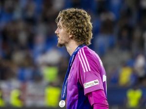 Supporting image for story: Nick Woltemade arrives on Tyneside as Newcastle consider Alexander Isak exit