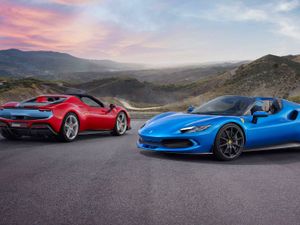 Supporting image for story: New Ferrari 296 GTS brings hybrid power and retractable roof