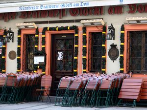 Supporting image for story: Angela Merkel backing ‘short, uniform lockdown’ for Germany