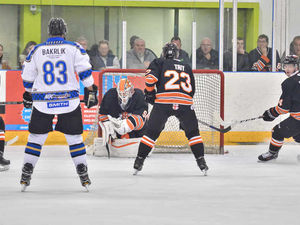 Supporting image for story: Telford Tigers extend lead at top after victory over Milton Keynes Lightning