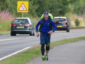 Supporting image for story: Ex Royal Marine commando runs through Shropshire on lone John O'Groats to Land's End mission