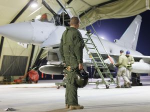 Supporting image for story: Iran warns against attack on suspected spy ships after new air strikes in Yemen