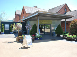 Supporting image for story: Shopping complex expansion plan for Welshpool's Coed y Dinas