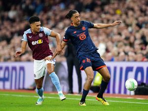 Supporting image for story: Young defender Leny Yoro ‘incredibly honoured’ to sign for Manchester United