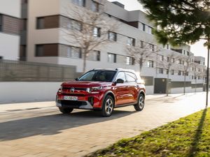Supporting image for story: Order books open for Citroen e-C3 Aircross Extended Range