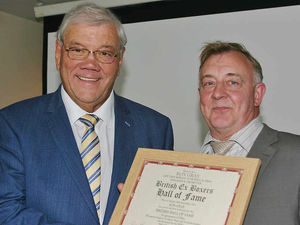 Supporting image for story: Ron Gray honoured for his life after fighting