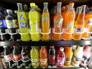 Supporting image for story: Poll: Should all fizzy drinks carry health warnings?