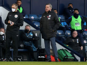 Supporting image for story: Sam Allardyce: VAR heaping pressure on referees 