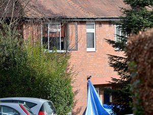 Supporting image for story: 'Gummy Twin' murder trial hears harrowing 999 call made by dad after son shot 'over £100 drug debt'