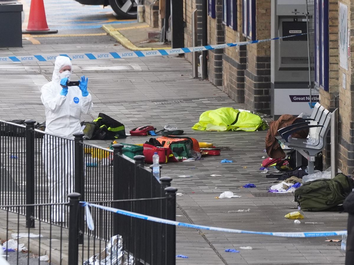 Two British nationals confirmed as suspects in Huntingdon train stabbings