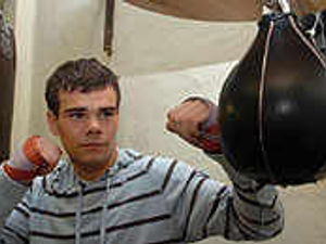 Supporting image for story: Teenage prodigy makes Civic bow