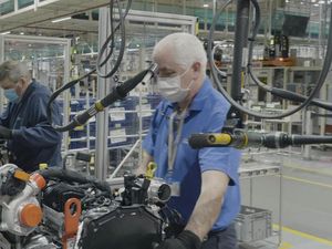 Supporting image for story: Ford engine production will restart on May 18
