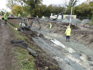 Supporting image for story: Volunteers drain 'dry' canal near Oswestry before restoration work