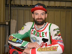 Supporting image for story: Former Cradley Heathens speedway rider Danny Ayres dies aged 33