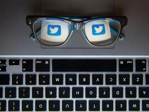 Supporting image for story: Twitter’s revamped blue tick process will come into force from January 20