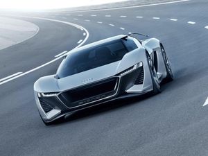 Supporting image for story: Audi presents PB18 e-tron concept supercar